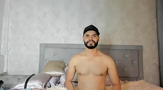 Snapshot of Luke_Diaz7 chatting on February 2025 08:54:02 AM Luke Diaz7 online show from February 2025 08:54:02 AM