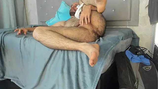 Snapshot of Luke_Diaz7 chatting on March 2025 12:15:01 AM Luke Diaz7 online show from March 2025 12:15:01 AM