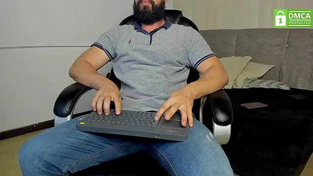 Snapshot of Luke_Diaz7 chatting on September 2025 04:03:01 AM Luke Diaz7 online show from September 2025 04:03:01 AM