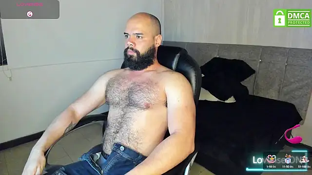 Snapshot of Luke_Diaz7 chatting on October 2025 04:40:01 AM Luke Diaz7 online show from October 2025 04:40:01 AM