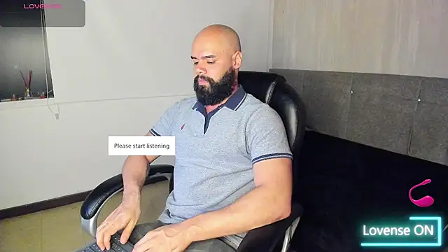 Snapshot of Luke_Diaz7 chatting on October 2025 02:40:02 AM Luke Diaz7 online show from October 2025 02:40:02 AM