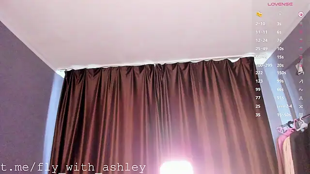 Snapshot of ashley_lovestory chatting on November 2025 05:28:02 AM ashley lovestory online show from November 2025 05:28:02 AM