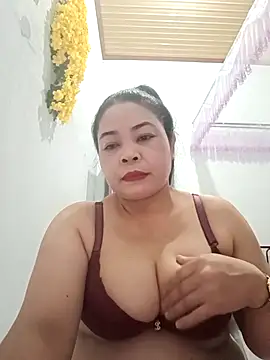 Baby-bigtits2024 online show from March 2025 12:48:02 PM