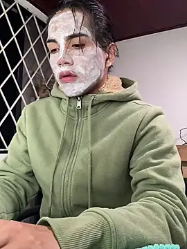 Snapshot of shadowsofgarden chatting on February 2025 03:23:02 AM shadowsofgarden online show from February 2025 03:23:02 AM