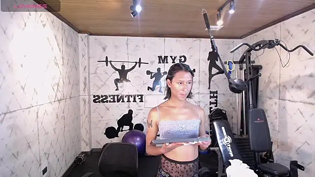 Georgina Palacios  online show from November 2025 04:04:01 AM