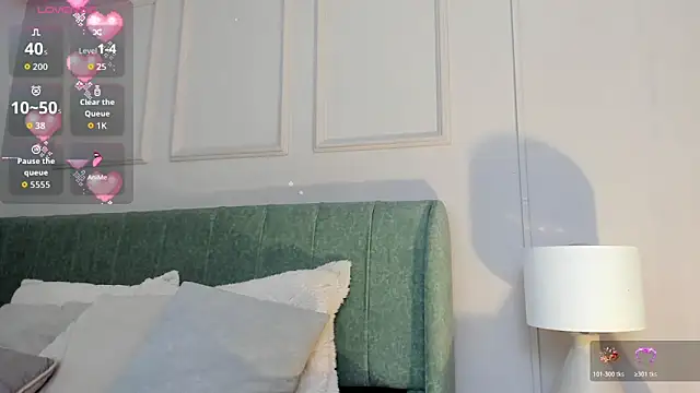 elizabeth 20 online show from December 2025 07:22:01 PM