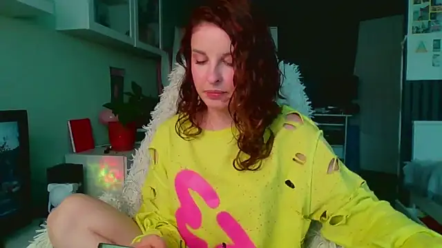 MollyBer online show from July 2026 04:44:01 PM
