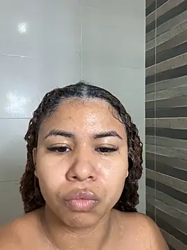 Snapshot of MELINAMARTINS chatting on April 2026 08:15:02 PM MELINAMARTINS online show from April 2026 08:15:02 PM