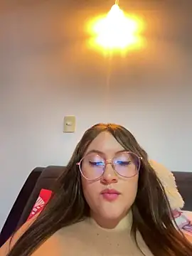 ValentinaOrtiz3 online show from February 2025 04:05:02 AM