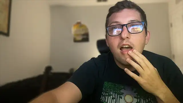 Milflover96 online show from October 2025 02:42:02 AM