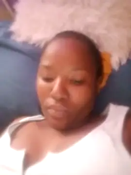 Snapshot of Coco_Nile chatting on June 2026 08:28:01 AM Coco Nile online show from June 2026 08:28:01 AM