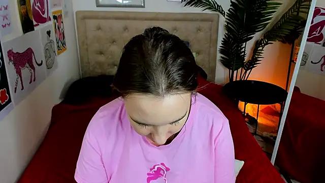 Lika 0ne online show from January 2026 12:07:02 PM