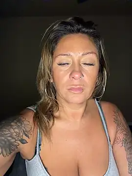 Snapshot of bossyroxy84 chatting on November 2025 01:55:01 AM bossyroxy84 online show from November 2025 01:55:01 AM