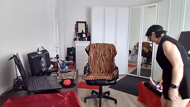 Snapshot of Chanel_Noire chatting on March 2026 01:45:01 PM Chanel Noire online show from March 2026 01:45:01 PM