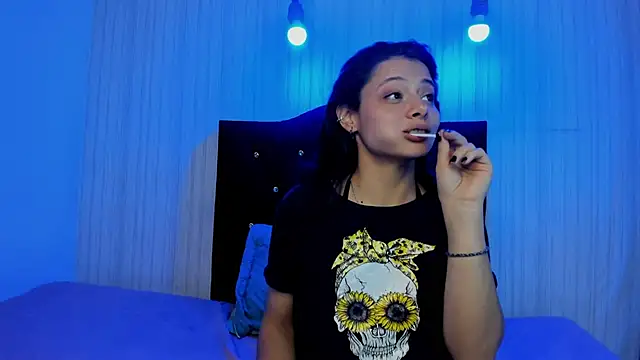 Snapshot of nicky_angel1 chatting on March 2025 12:42:02 AM nicky angel1 online show from March 2025 12:42:02 AM