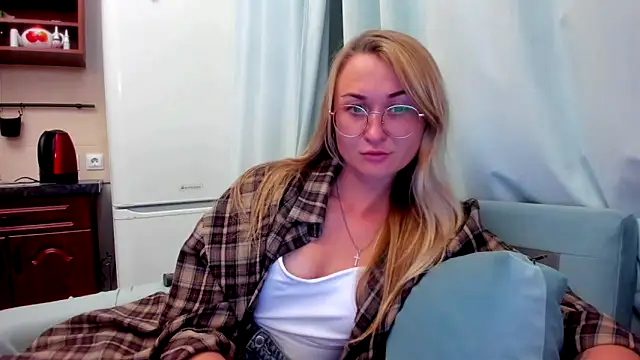 Snapshot of your_Goddess_Eva chatting on September 2025 07:25:02 PM your Goddess Eva online show from September 2025 07:25:02 PM