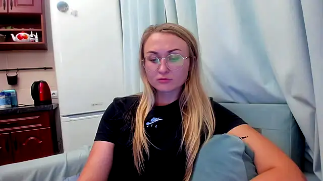 Snapshot of your_Goddess_Eva chatting on September 2025 06:41:02 PM your Goddess Eva online show from September 2025 06:41:02 PM