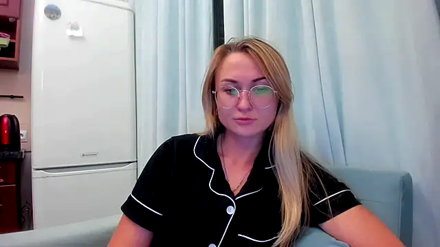 Snapshot of your_Goddess_Eva chatting on September 2025 07:05:01 PM your Goddess Eva online show from September 2025 07:05:01 PM