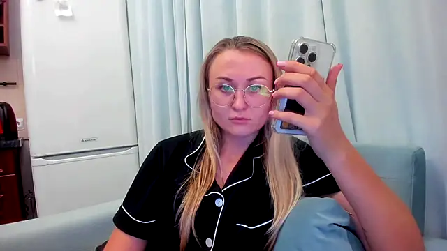 Snapshot of your_Goddess_Eva chatting on September 2025 08:45:01 PM your Goddess Eva online show from September 2025 08:45:01 PM