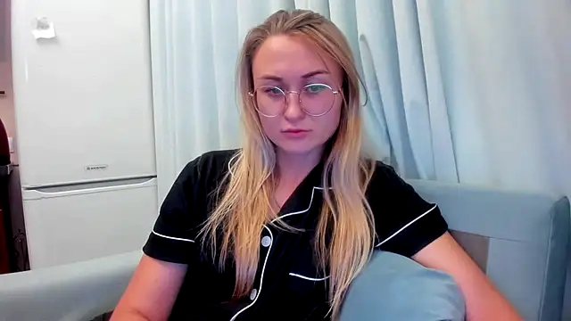 Snapshot of your_Goddess_Eva chatting on September 2025 07:17:02 PM your Goddess Eva online show from September 2025 07:17:02 PM