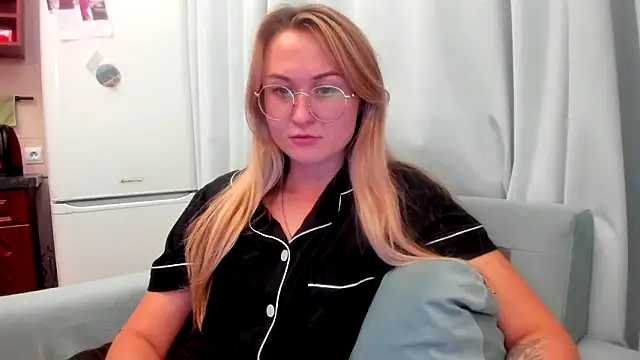 Snapshot of your_Goddess_Eva chatting on October 2025 08:06:02 PM your Goddess Eva online show from October 2025 08:06:02 PM