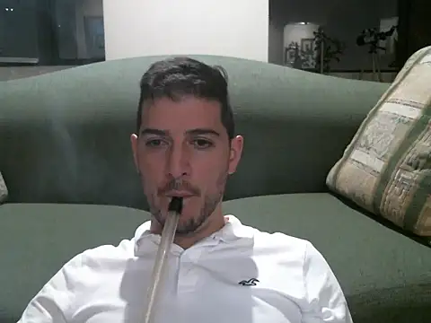 Snapshot of quitomanec chatting on October 2025 04:46:01 AM quitomanec online show from October 2025 04:46:01 AM