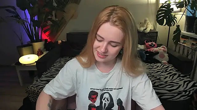 Snapshot of Alexa_Pirs chatting on March 2026 03:18:01 PM Alexa Pirs online show from March 2026 03:18:01 PM