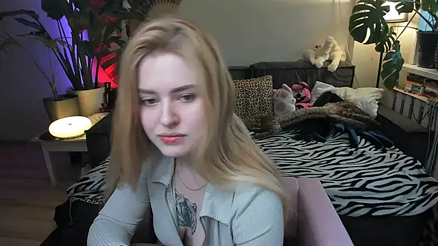 Snapshot of Alexa_Pirs chatting on March 2026 02:43:01 PM Alexa Pirs online show from March 2026 02:43:01 PM