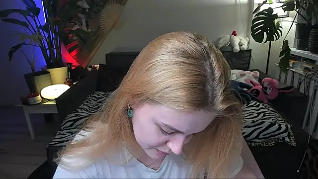 Snapshot of Alexa_Pirs chatting on March 2026 06:19:02 PM Alexa Pirs online show from March 2026 06:19:02 PM