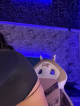 Snapshot of Scarlett-LS chatting on July 2026 03:00:02 AM Scarlett-LS online show from July 2026 03:00:02 AM