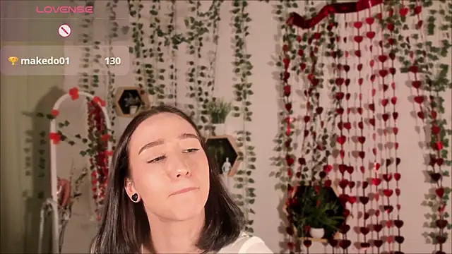 Snapshot of Smoke_of_soul_ chatting on February 2025 04:56:02 PM Smoke of soul online show from February 2025 04:56:02 PM