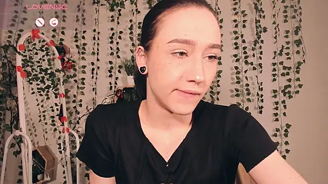 Snapshot of Smoke_of_soul_ chatting on March 2025 01:40:01 PM Smoke of soul online show from March 2025 01:40:01 PM