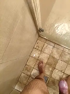 Snapshot of henri69 chatting on December 2025 05:02:02 AM henri69 online show from December 2025 05:02:02 AM