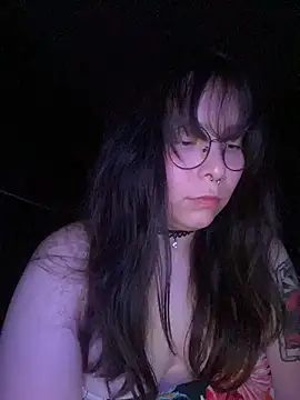 Snapshot of Solo_yoss chatting on February 2026 06:22:01 AM Solo yoss online show from February 2026 06:22:01 AM