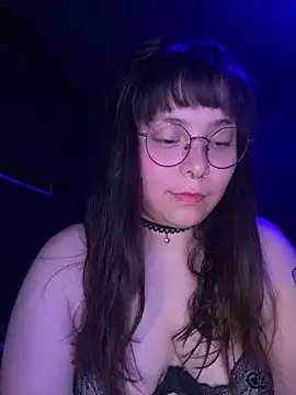 Snapshot of Solo_yoss chatting on February 2026 06:28:01 AM Solo yoss online show from February 2026 06:28:01 AM