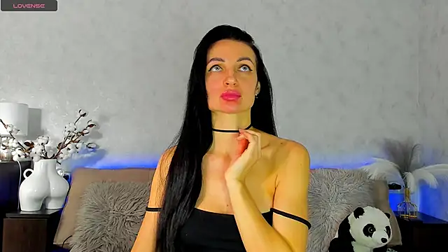 Tina Mart online show from November 2025 11:21:01 AM