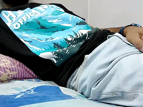 Snapshot of Lustyluckyy chatting on September 2025 04:12:02 PM Lustyluckyy online show from September 2025 04:12:02 PM