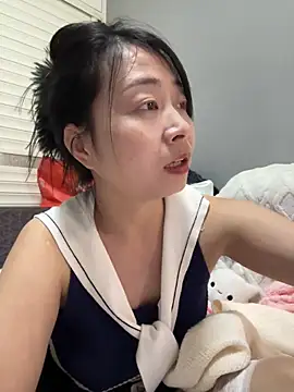 jinj-a online show from March 2025 12:35:02 PM