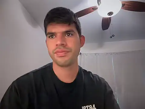 Snapshot of lancebrek chatting on October 2025 04:02:01 PM lancebrek online show from October 2025 04:02:01 PM