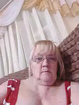 Snapshot of Violet5364 chatting on April 2026 08:25:02 PM Violet5364 online show from April 2026 08:25:02 PM