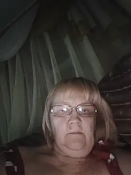 Snapshot of Violet5364 chatting on April 2026 08:20:02 PM Violet5364 online show from April 2026 08:20:02 PM