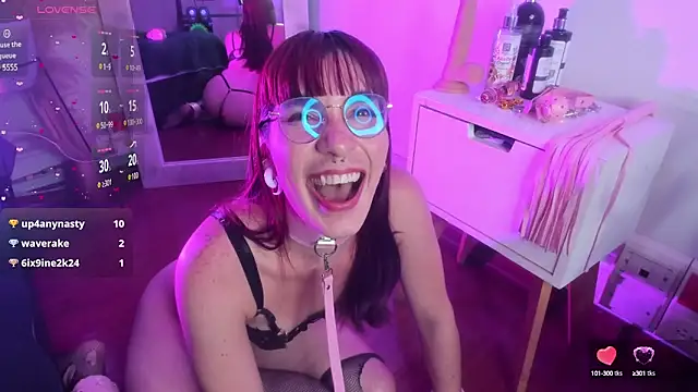 Snapshot of Assuka__ chatting on February 2025 09:22:01 PM Assuka online show from February 2025 09:22:01 PM