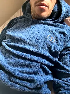 Snapshot of yaxxx03 chatting on October 2025 10:49:02 AM yaxxx03 online show from October 2025 10:49:02 AM