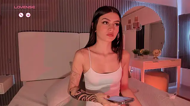 Snapshot of Giselle_royy chatting on November 2025 11:16:02 PM Giselle royy online show from November 2025 11:16:02 PM