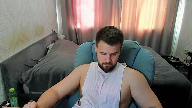 Snapshot of Vladik_b chatting on July 2026 09:14:02 AM Vladik b online show from July 2026 09:14:02 AM