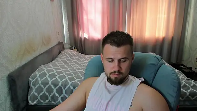 Snapshot of Vladik_b chatting on July 2026 09:29:02 AM Vladik b online show from July 2026 09:29:02 AM