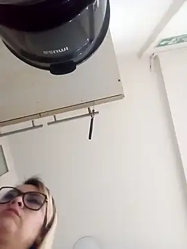 Snapshot of CandieGilson__ chatting on October 2025 11:05:02 AM CandieGilson   online show from October 2025 11:05:02 AM