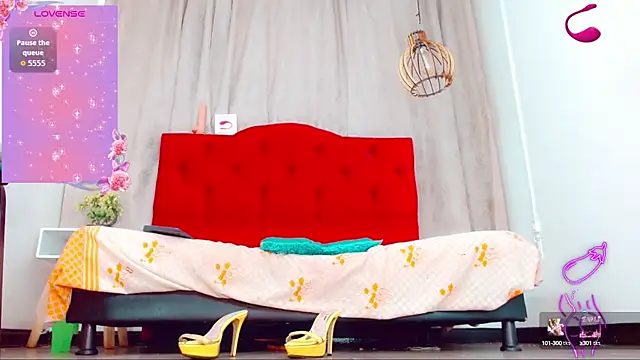 katha Crawford online show from October 2025 07:12:02 PM