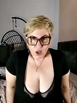 Snapshot of Pumabionda chatting on March 2025 08:51:01 PM Pumabionda online show from March 2025 08:51:01 PM