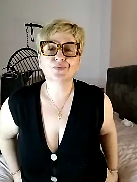 Snapshot of Pumabionda chatting on March 2025 06:15:02 PM Pumabionda online show from March 2025 06:15:02 PM